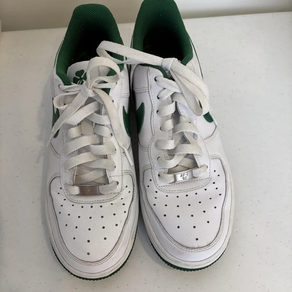 Nike Air Force 1 Shoes Boys 6Y‎ Low Retro 314192-133 Irish 2009